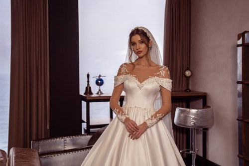https://elisebride.ro/images/stories/virtuemart/product/VWD-SL08       (3).jpg